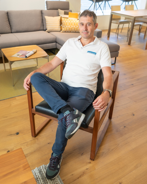 Markus Ellenberger - Möbelhalle Bern